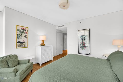 Tiny photo for 340 E RANDOLPH Street #2102, Chicago, IL 60601 (MLS # 12626571)