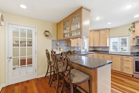 Tiny photo for 10033 Montrose Avenue, Schiller Park, IL 60176 (MLS # 12605722)