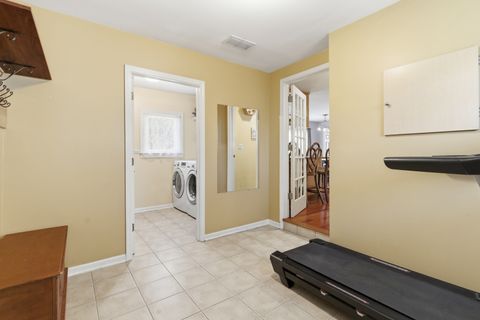 Tiny photo for 10033 Montrose Avenue, Schiller Park, IL 60176 (MLS # 12605722)