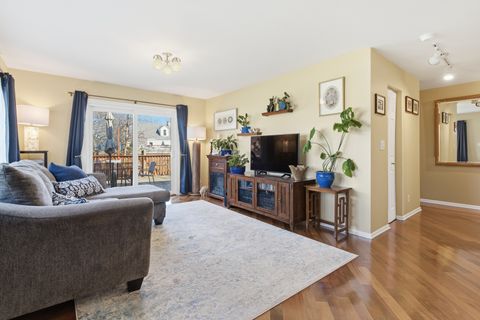 Tiny photo for 10033 Montrose Avenue, Schiller Park, IL 60176 (MLS # 12605722)