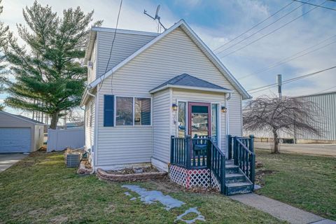 Photo of 334 N 14th, Rochelle, IL 61068 (MLS # 12595611)