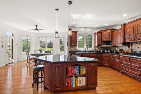Tiny photo for 19961 Golden Oak Lane, Mokena, IL 60448 (MLS # 12680131)