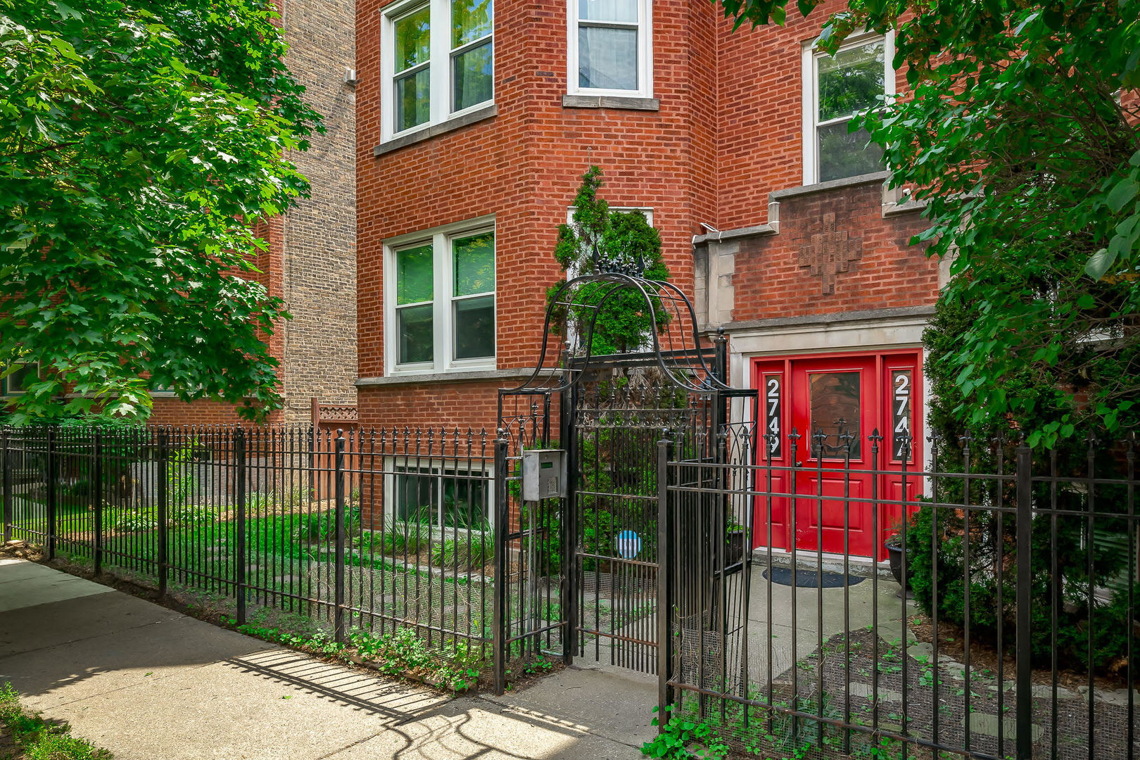2749 N Spaulding Avenue GN