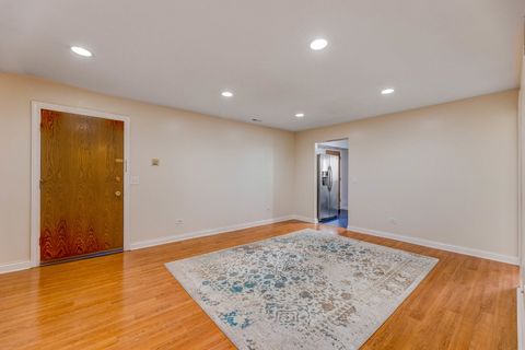 Tiny photo for 6625 N Northwest Highway #202, Chicago, IL 60631 (MLS # 12491978)