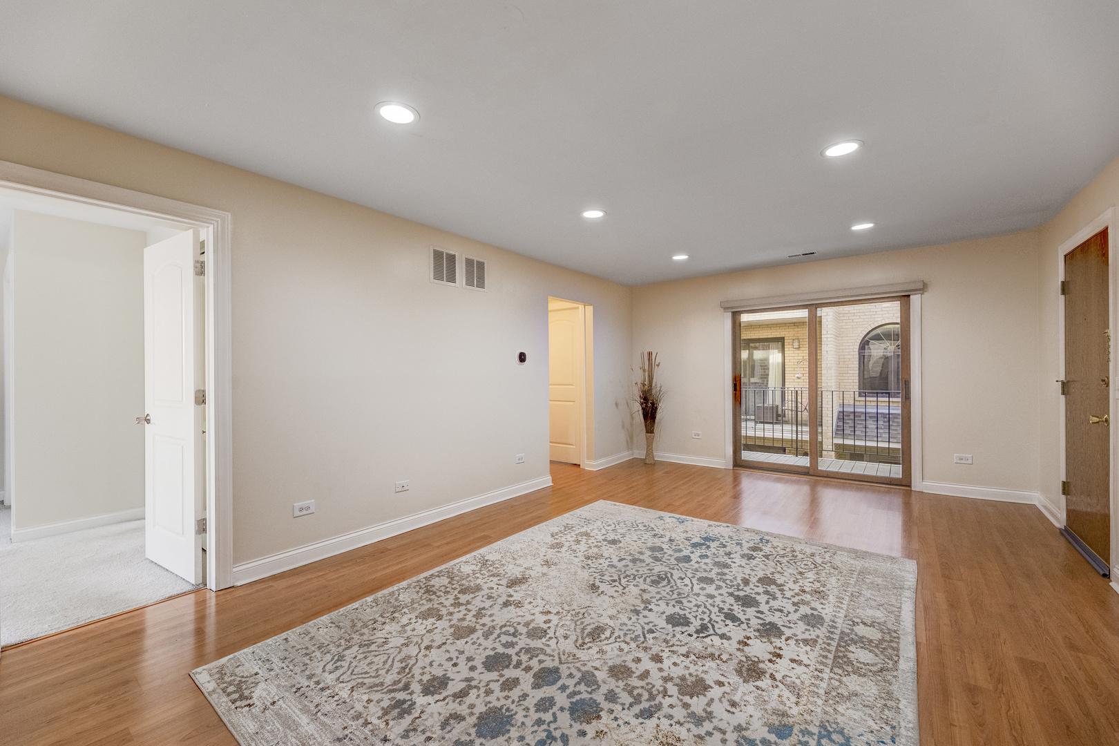 6625 N Northwest Highway 202