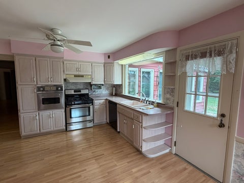 Tiny photo for 9615 Parkside Avenue, Oak Lawn, IL 60453 (MLS # 12762150)
