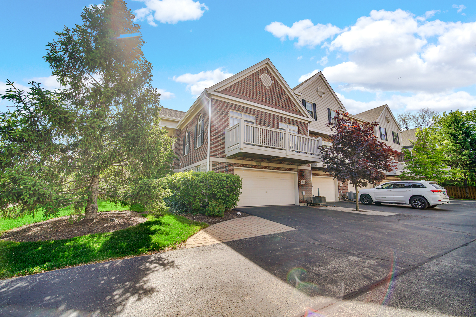 679 PRESTWICK Lane