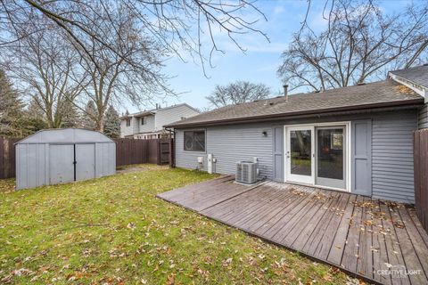 Tiny photo for 386 CAMPUS Drive, Elgin, IL 60120 (MLS # 12523294)