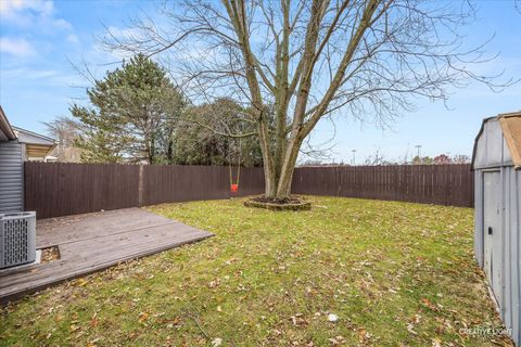 Tiny photo for 386 CAMPUS Drive, Elgin, IL 60120 (MLS # 12523294)