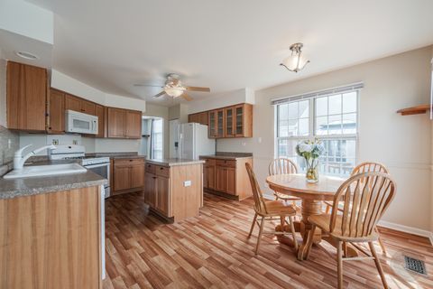 Tiny photo for 176 Jefferson Lane, Streamwood, IL 60107 (MLS # 12595419)