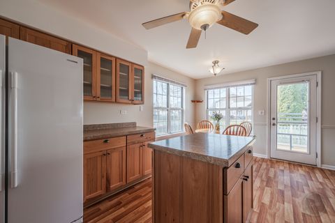 Tiny photo for 176 Jefferson Lane, Streamwood, IL 60107 (MLS # 12595419)