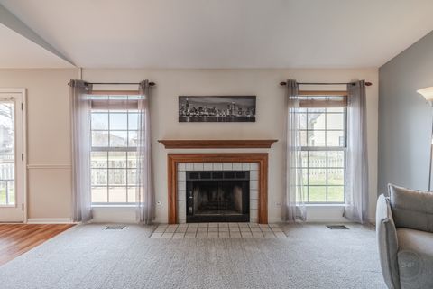 Tiny photo for 176 Jefferson Lane, Streamwood, IL 60107 (MLS # 12595419)