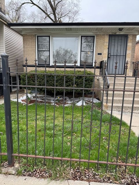 7246 S Wood Street Chicago IL 60636