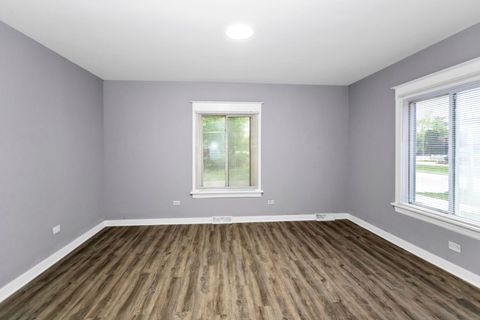 Tiny photo for 209 E Washington Street, West Chicago, IL 60185 (MLS # 12484892)