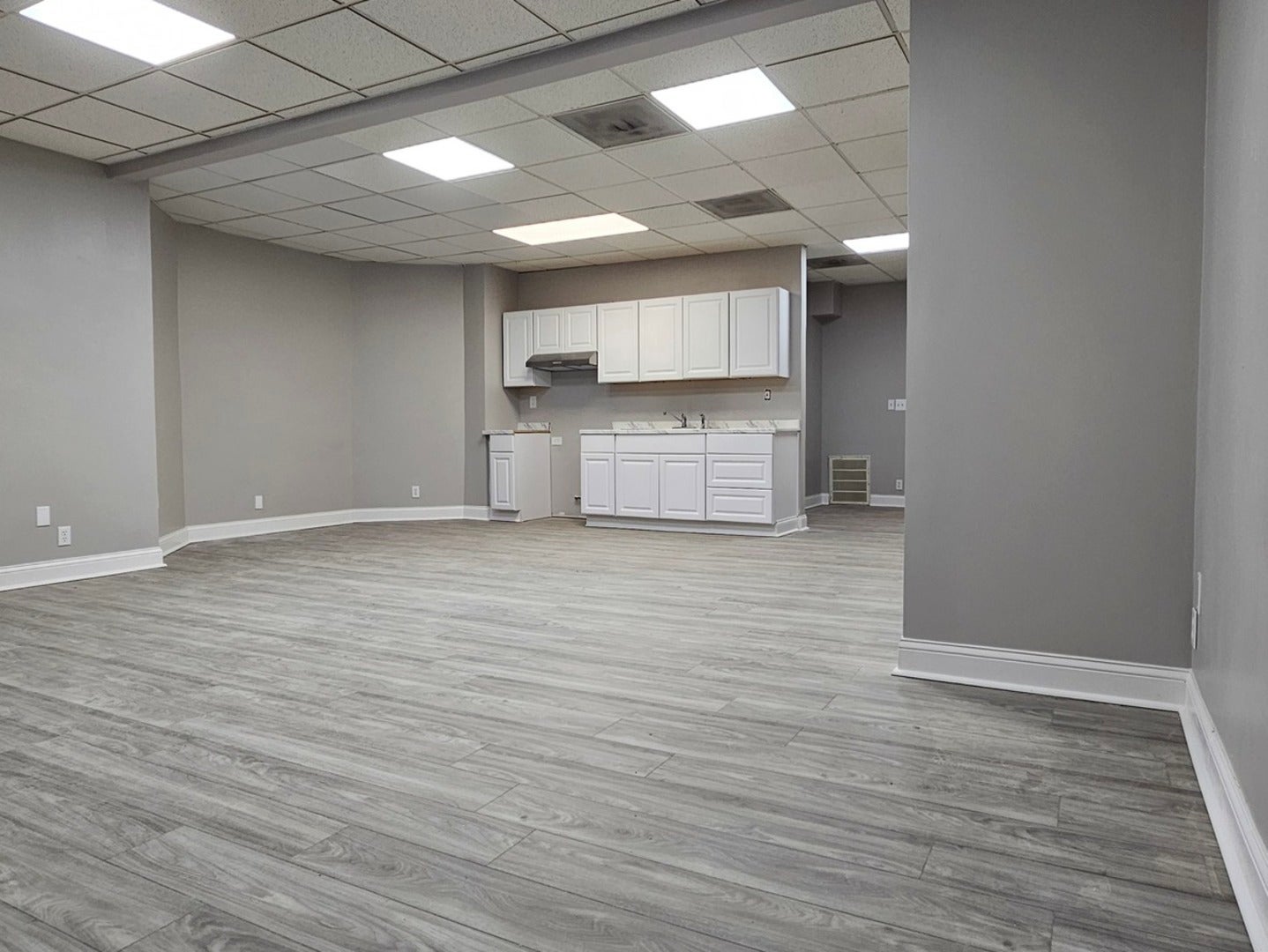 3607 W 26TH Street 1