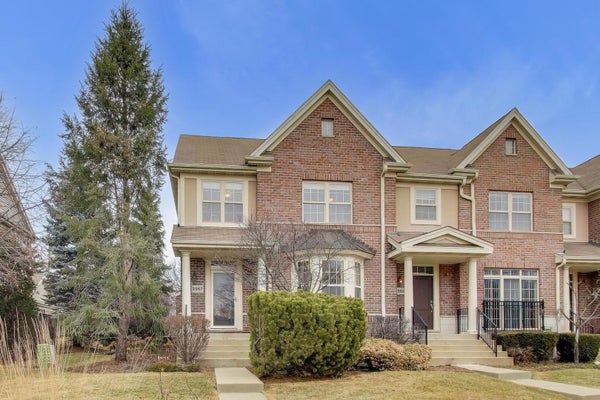 2567 WATERBURY LN, BUFFALO GROVE, IL 60089 - Image f2f488531ab4ed7e58fa7b1d0e4d7c9f/3721203258