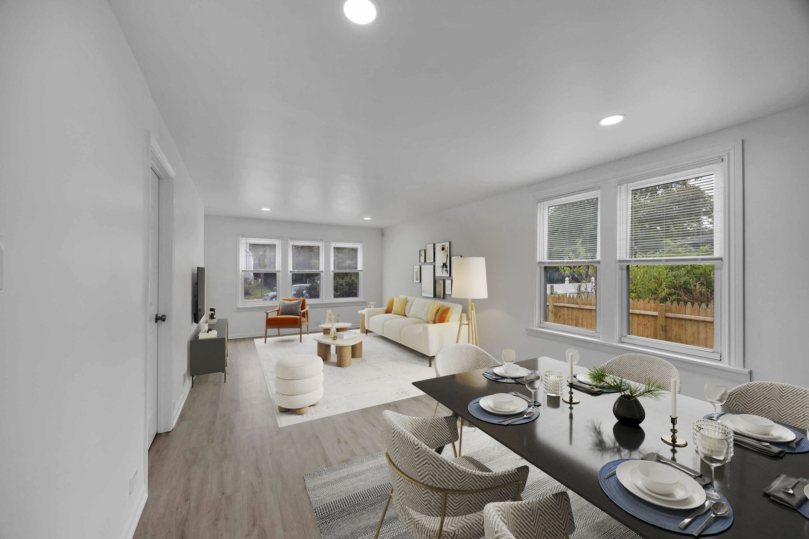 11720 S La Salle Street