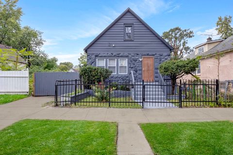 Photo of 11720 S La Salle Street, Chicago, IL 60628 (MLS # 12492835)