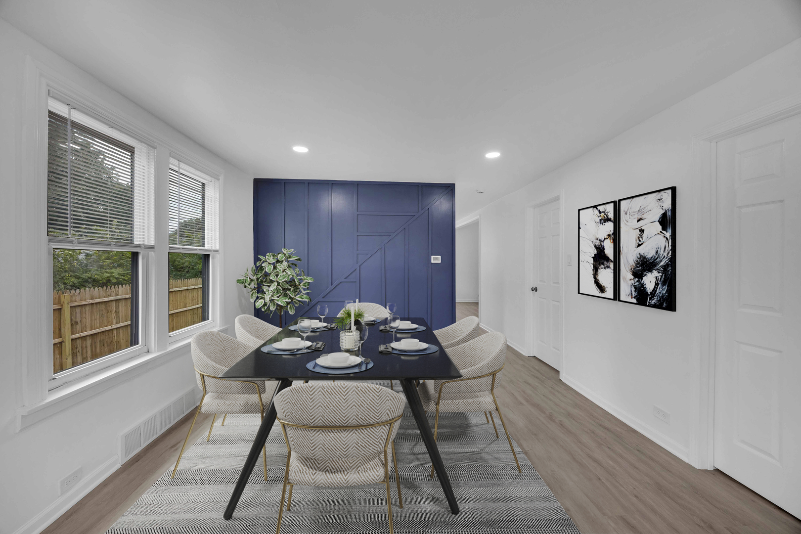 11720 S La Salle Street