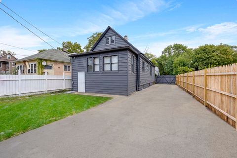 Tiny photo for 11720 S La Salle Street, Chicago, IL 60628 (MLS # 12492835)