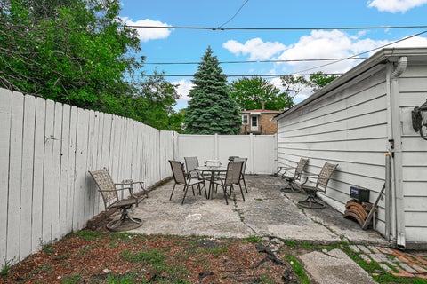 Tiny photo for 14041 S Calhoun Avenue, Burnham, IL 60633 (MLS # 12758433)
