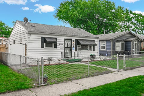 Tiny photo for 14041 S Calhoun Avenue, Burnham, IL 60633 (MLS # 12758433)