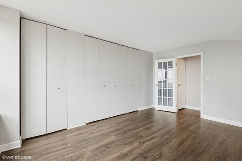 Tiny photo for 3930 N Pine Grove Avenue #2313, Chicago, IL 60613 (MLS # 12506826)