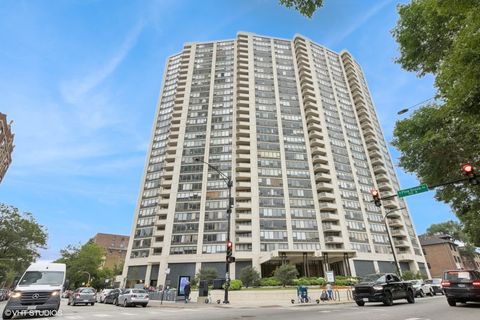 Tiny photo for 3930 N Pine Grove Avenue #2313, Chicago, IL 60613 (MLS # 12506826)