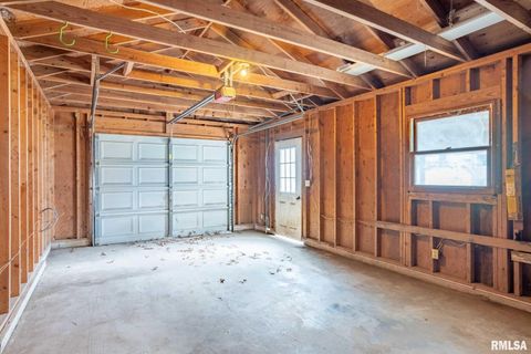 Tiny photo for 318 3RD Street, Marion, IL 62959 (MLS # QC4270072)