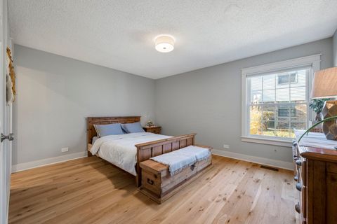 Tiny photo for 876 Stradford Circle #A1, Buffalo Grove, IL 60089 (MLS # 12520230)