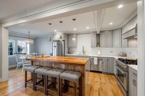 Tiny photo for 876 Stradford Circle #A1, Buffalo Grove, IL 60089 (MLS # 12520230)