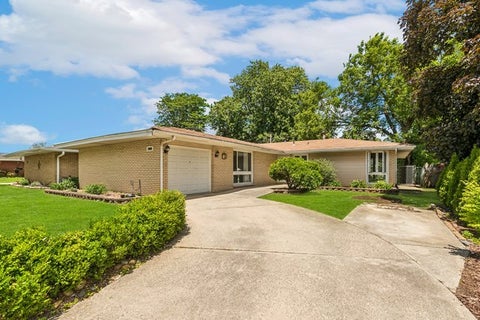 Photo of 5460 Adeline Place, Oak Forest, IL 60452 (MLS # 12703376)