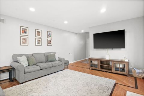 Tiny photo for 7S367 Augusta Lane, Naperville, IL 60540 (MLS # 12576217)