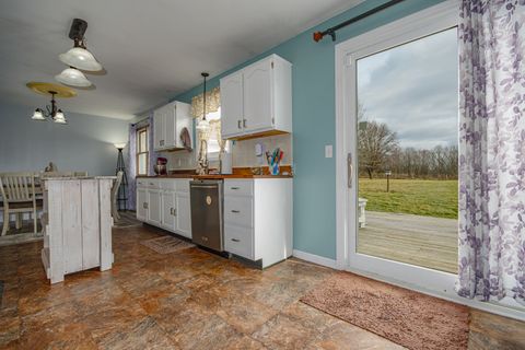 Tiny photo for 4786 KELLER Road, Iuka, IL 62849 (MLS # EB460665)