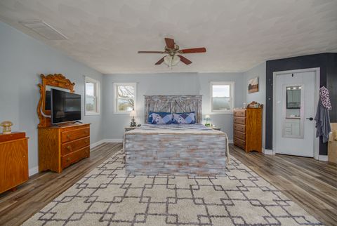 Tiny photo for 4786 KELLER Road, Iuka, IL 62849 (MLS # EB460665)