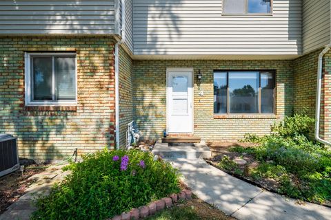 Photo of 1402 Keller Road #4, Normal, IL 61761 (MLS # 12467916) Photo of 1402 Keller Road #4, Normal, IL 61761 (MLS # 12467916)