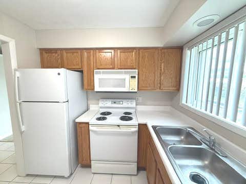Tiny photo for 330 N Carter Street #203, Palatine, IL 60067 (MLS # 12680412)