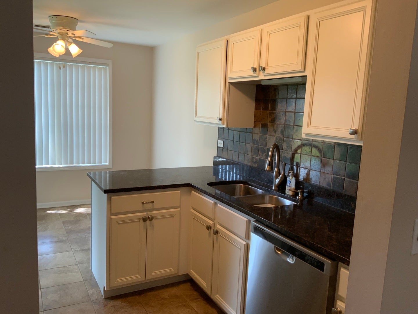 1675 Mansfield Court 3