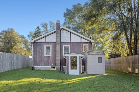 Tiny photo for 2413 Alton Road, McHenry, IL 60050 (MLS # 12781888)
