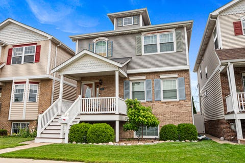 Photo of 6216 W 60th Street, Chicago, IL 60638 (MLS # 12699000)