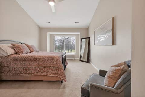 Tiny photo for 962 Shoreline Road #898, Lake Barrington, IL 60010 (MLS # 12714888)