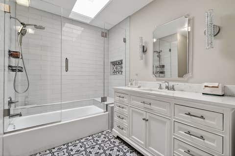 Tiny photo for 962 Shoreline Road #898, Lake Barrington, IL 60010 (MLS # 12714888)