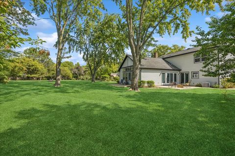 Tiny photo for 1012 Hobson Drive, Buffalo Grove, IL 60089 (MLS # 12408877)