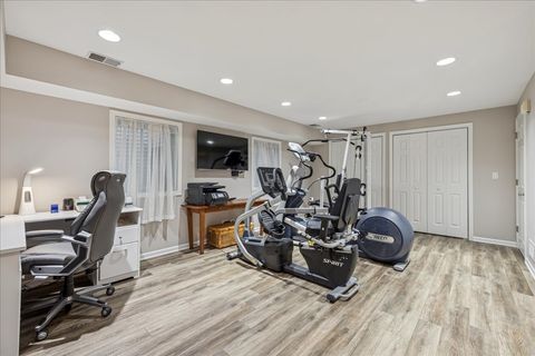 Tiny photo for 1012 Hobson Drive, Buffalo Grove, IL 60089 (MLS # 12408877)