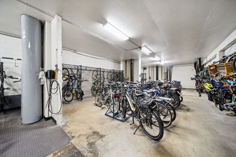 Tiny photo for 5455 N Sheridan Road #3804, Chicago, IL 60640 (MLS # 12438124)