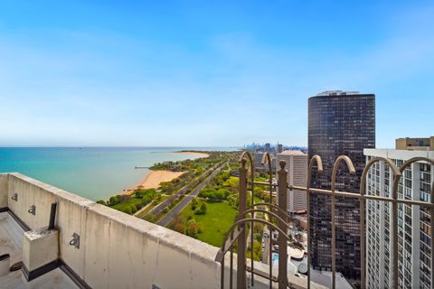 Tiny photo for 5455 N Sheridan Road #3804, Chicago, IL 60640 (MLS # 12438124)