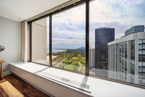 Tiny photo for 5455 N Sheridan Road #3804, Chicago, IL 60640 (MLS # 12438124)