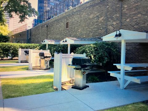 Tiny photo for 5455 N Sheridan Road #3804, Chicago, IL 60640 (MLS # 12438124)