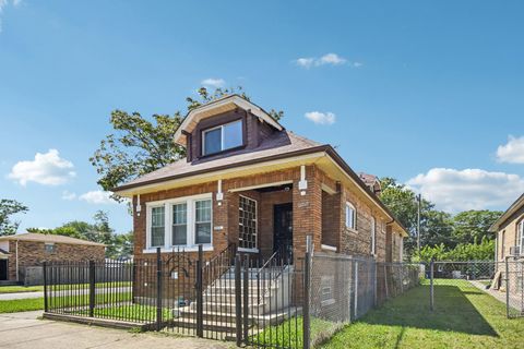 Tiny photo for 8358 S Sangamon Street, Chicago, IL 60620 (MLS # 12507921)