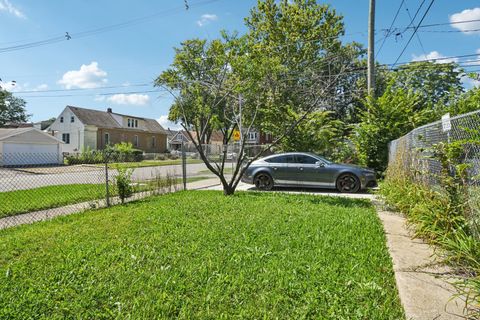 Tiny photo for 8358 S Sangamon Street, Chicago, IL 60620 (MLS # 12507921)